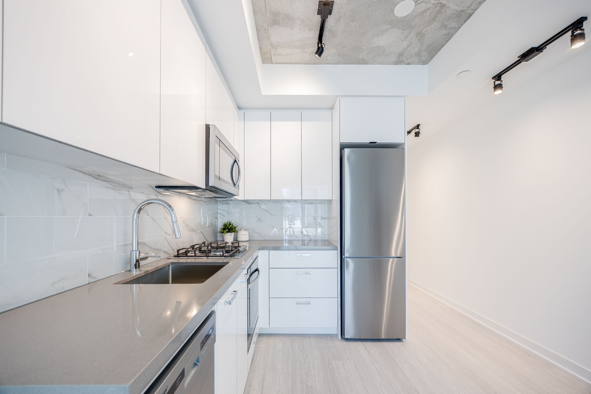 Toronto property showcase — delivered property photograph 11
