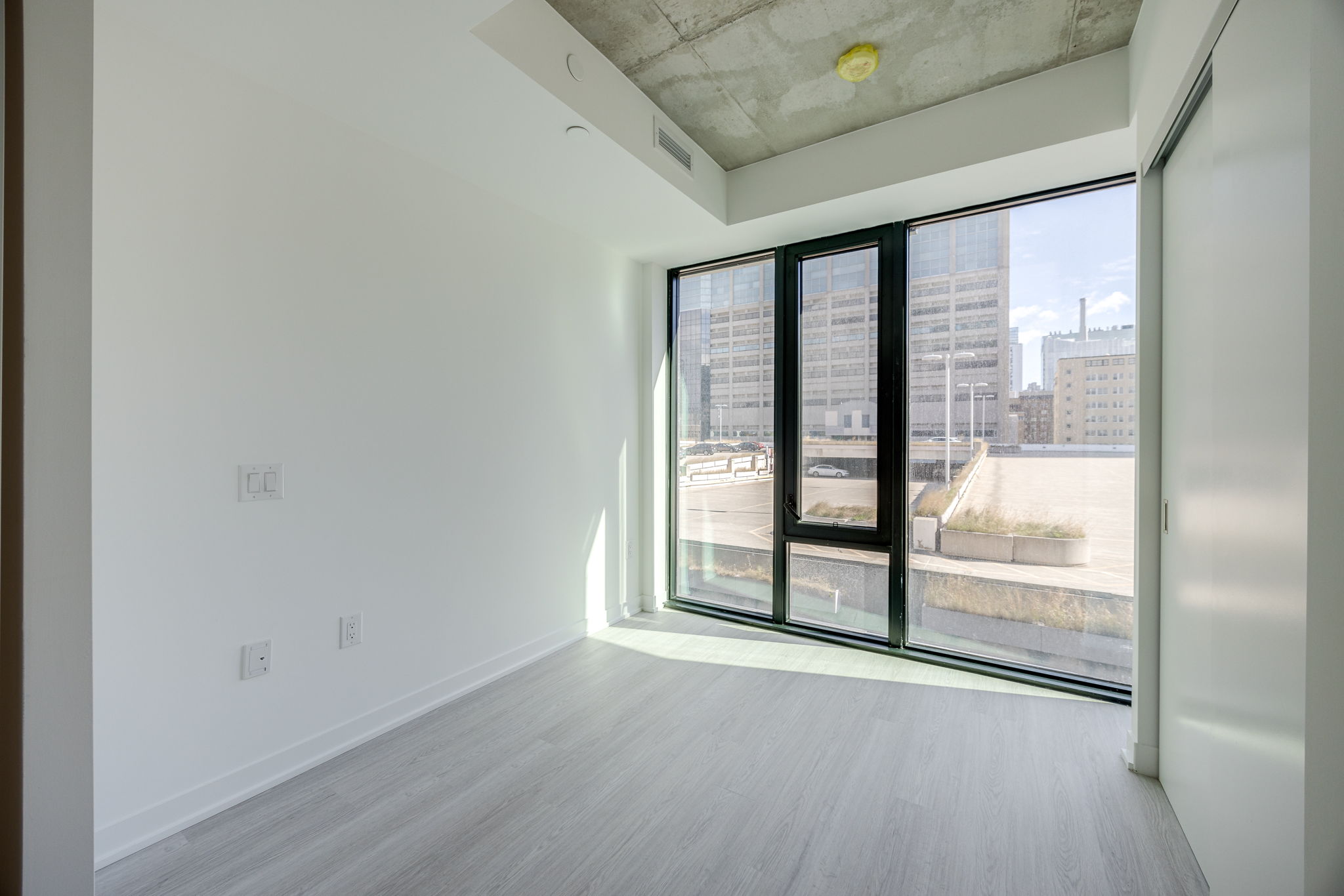 Toronto property showcase — delivered property photograph 15