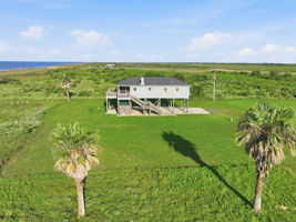  Photo 0