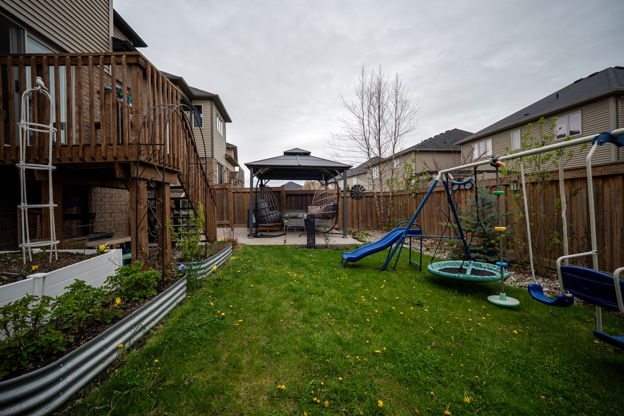  Photo 40