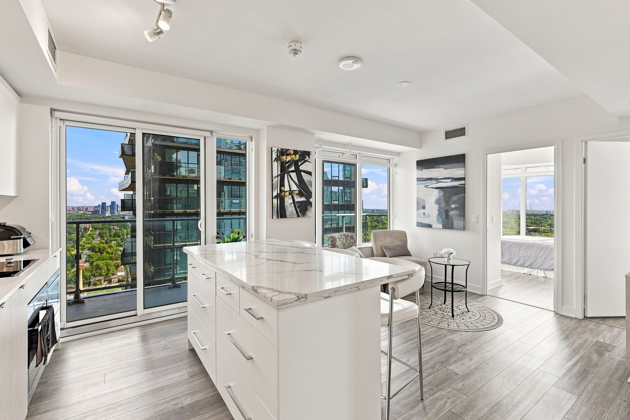 Property in Toronto — delivered property photograph 6