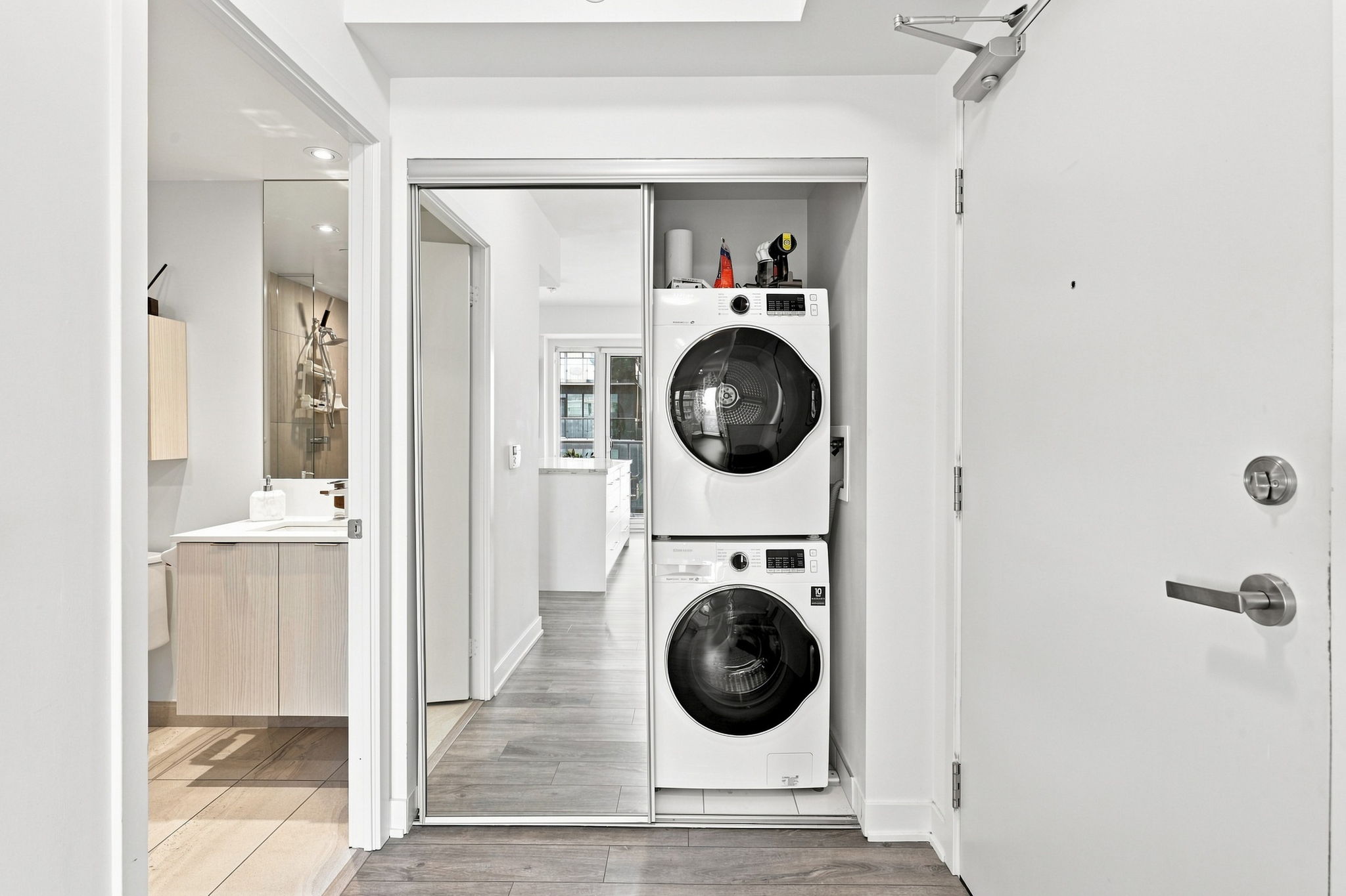 Property in Toronto — delivered property photograph 21