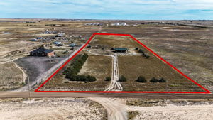 Property Lines are Approximate and not a survey