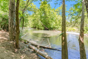 083_1950 West Dry Creek