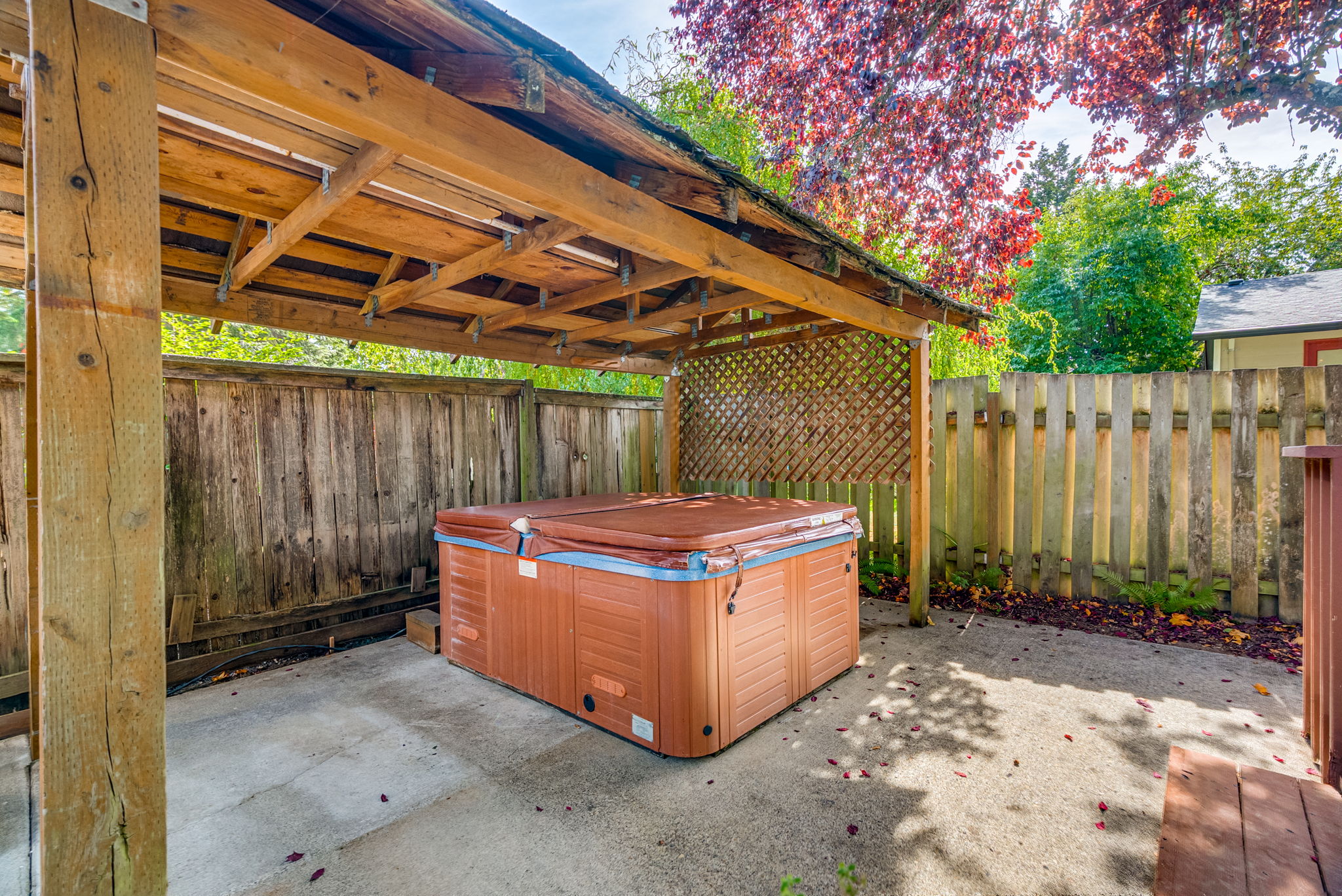 Gazebo w/240v Power