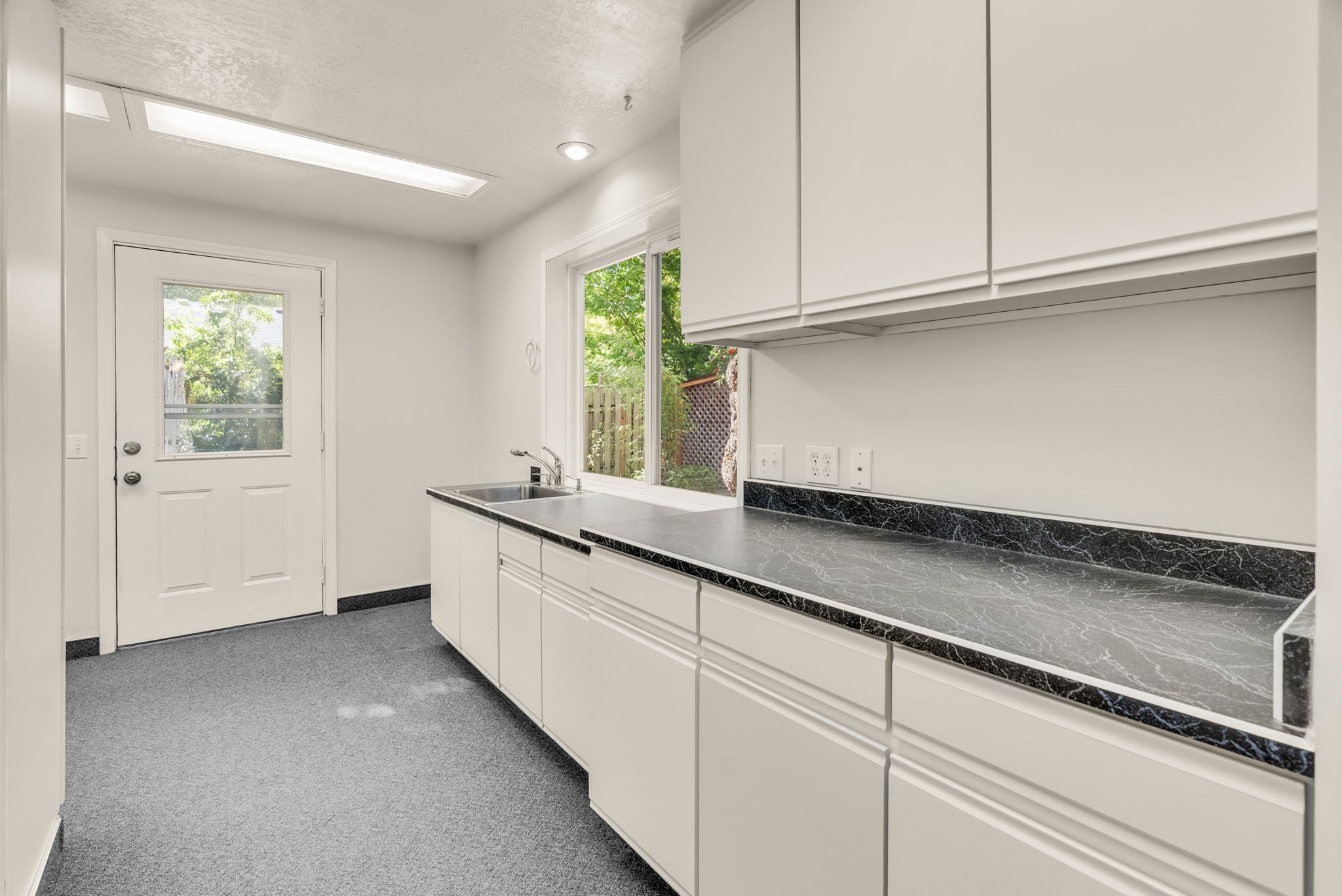 Utility/Laundry/Mudroom