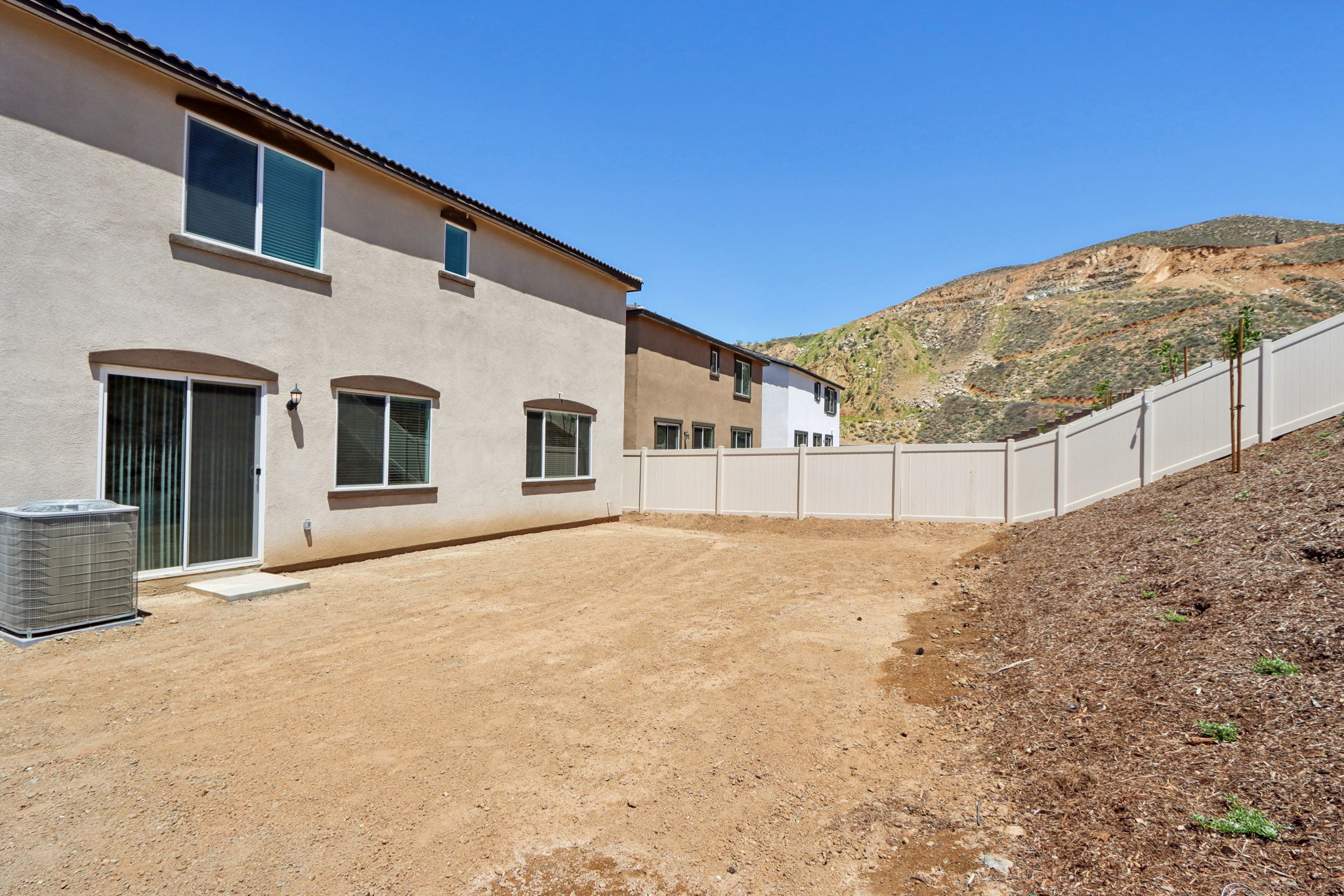 So Cal - Nichols Ranch - 19508 Hanging Rock Rd Lake Elsinore CA 92532 - 039