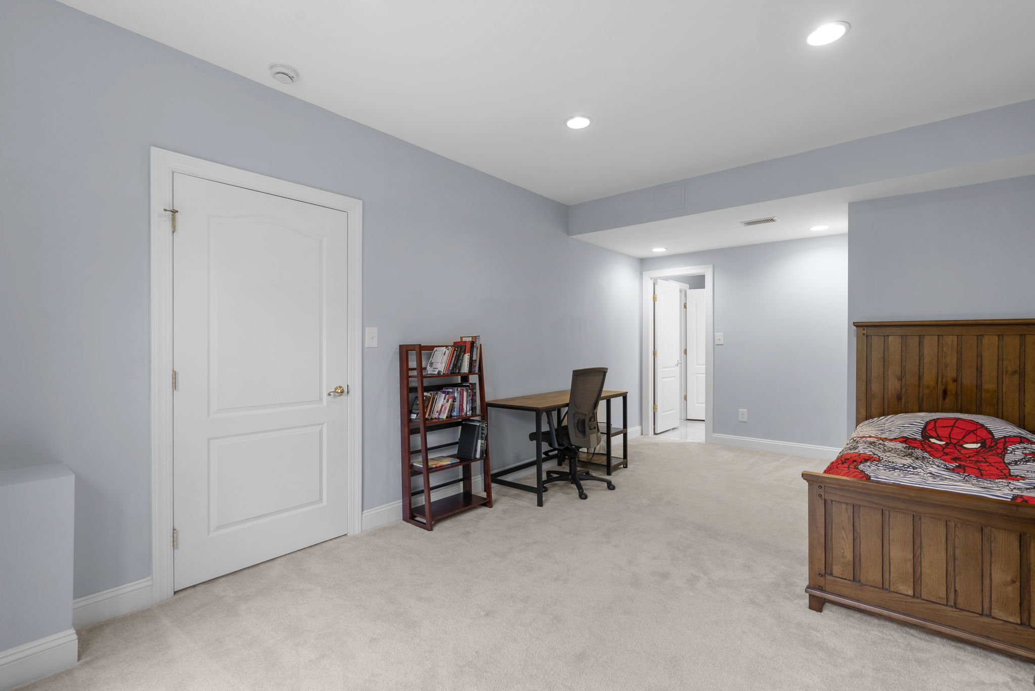  Photo 53