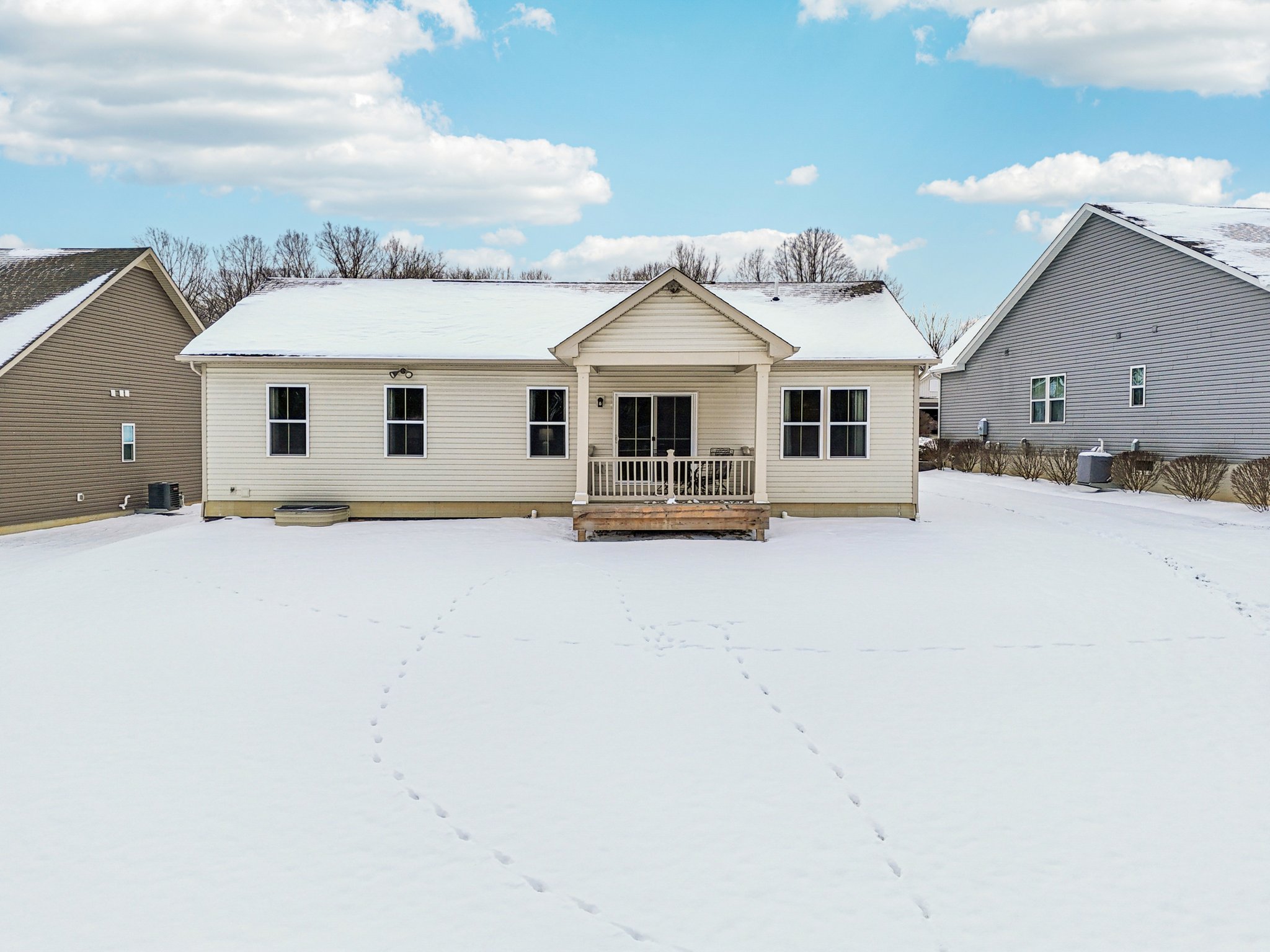 E Woodland Dr-S0301-036.jpg