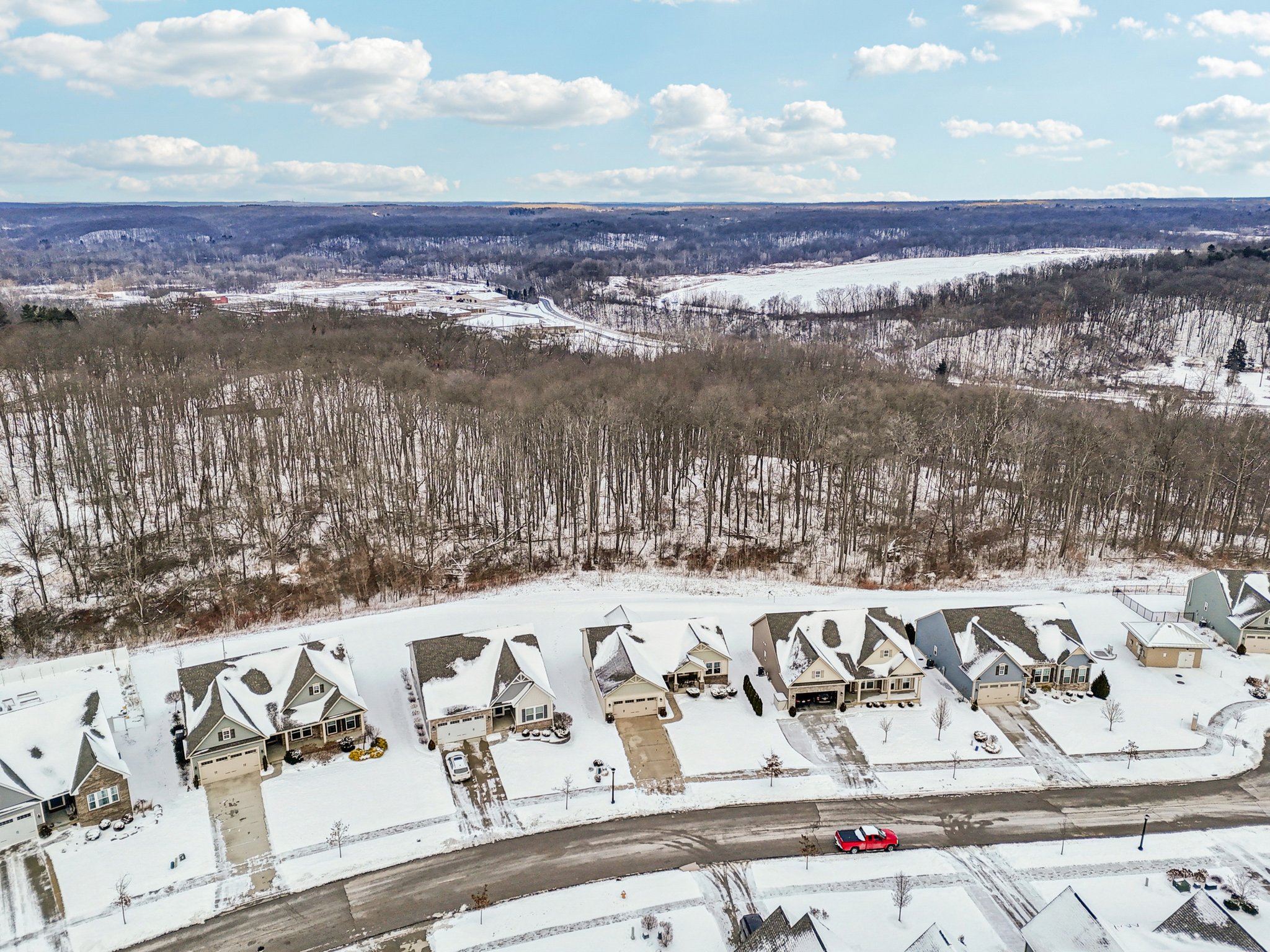 E Woodland Dr-S0301-039.jpg