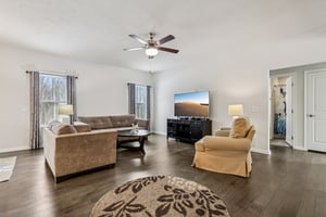 E Woodland Dr-S0301-002.jpg