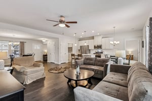 E Woodland Dr-S0301-003.jpg