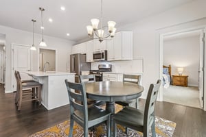 E Woodland Dr-S0301-004.jpg