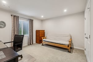 E Woodland Dr-S0301-015.jpg