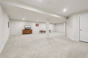 E Woodland Dr-S0301-018.jpg