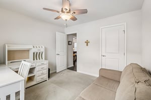 E Woodland Dr-S0301-031.jpg