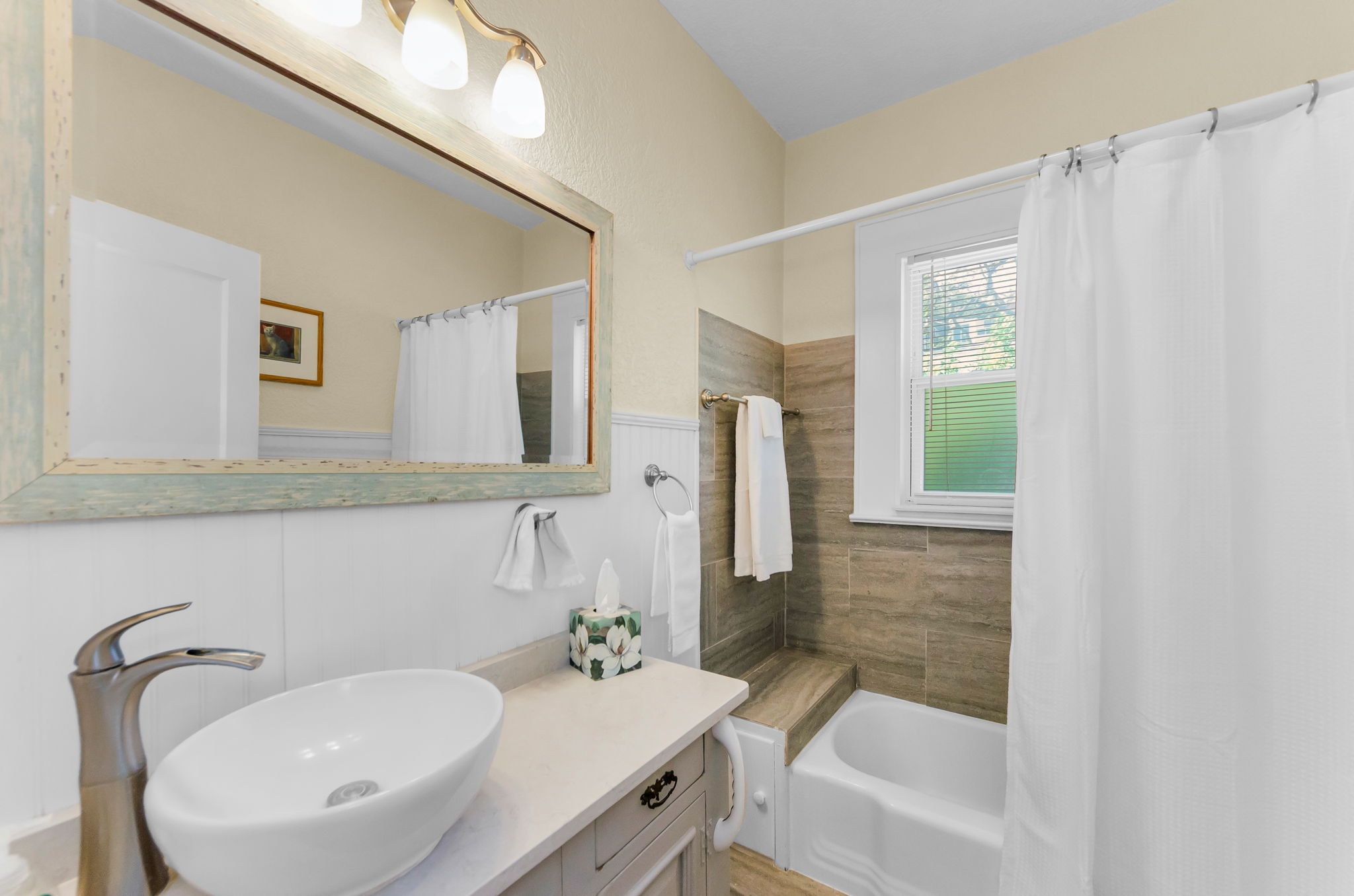 Bathroom 2a