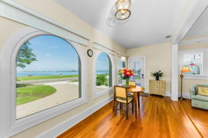 Foyer 4