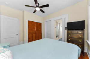 Master Bedroom 1b