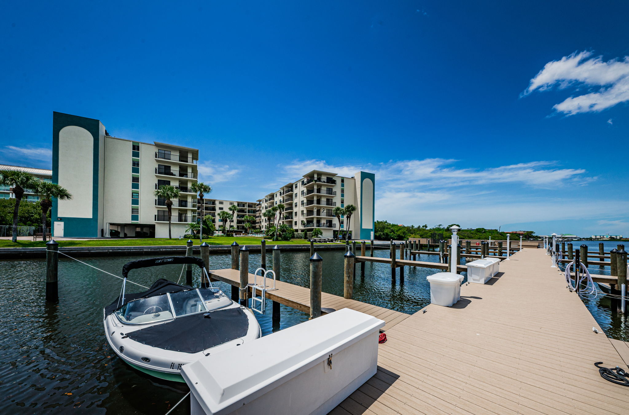 Private Dock and Boat Slips3