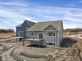 1951 Oakpointe Dr, Waconia, MN 55387, USA Photo 6