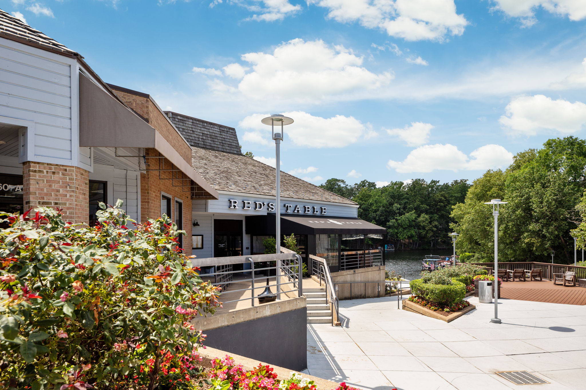 South Lakes Village Center dining and shopping