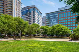 Reston Town Center Park