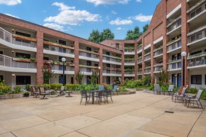 Thoreau Place Community Courtyard