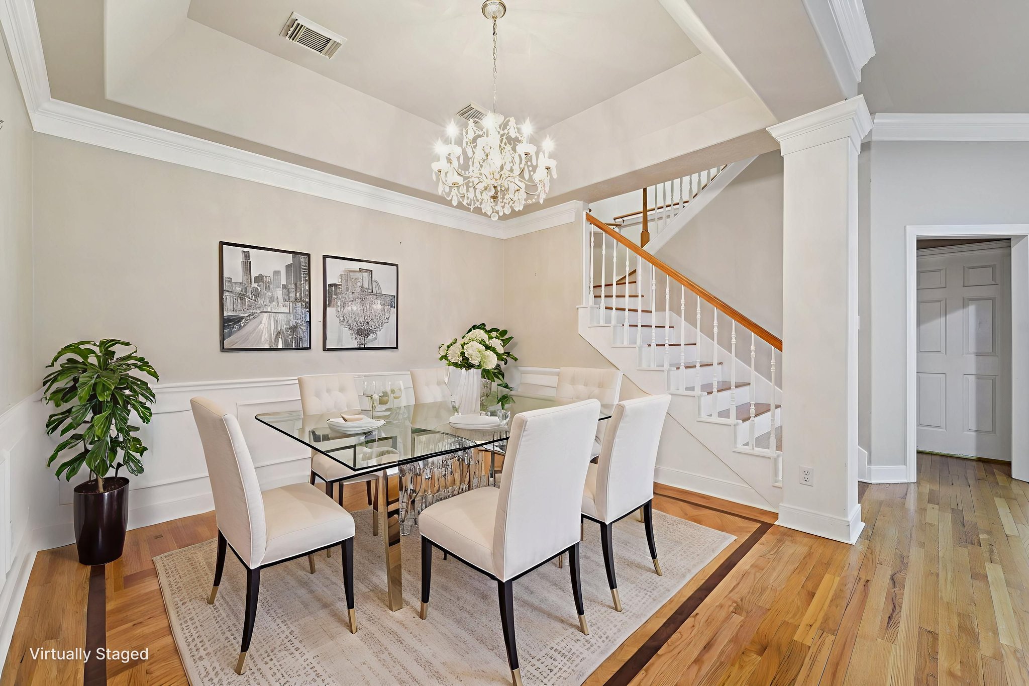 W Clay St-L2801-014 virtually staged.jpeg