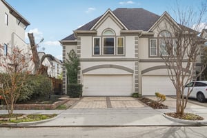 W Clay St-L2801-001.jpg