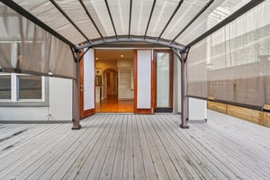 W Clay St-L2801-058.jpg