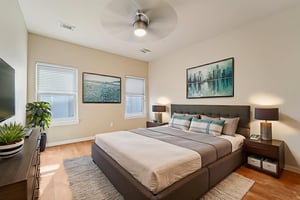 W Clay St-L2801-044 virtually staged.jpeg