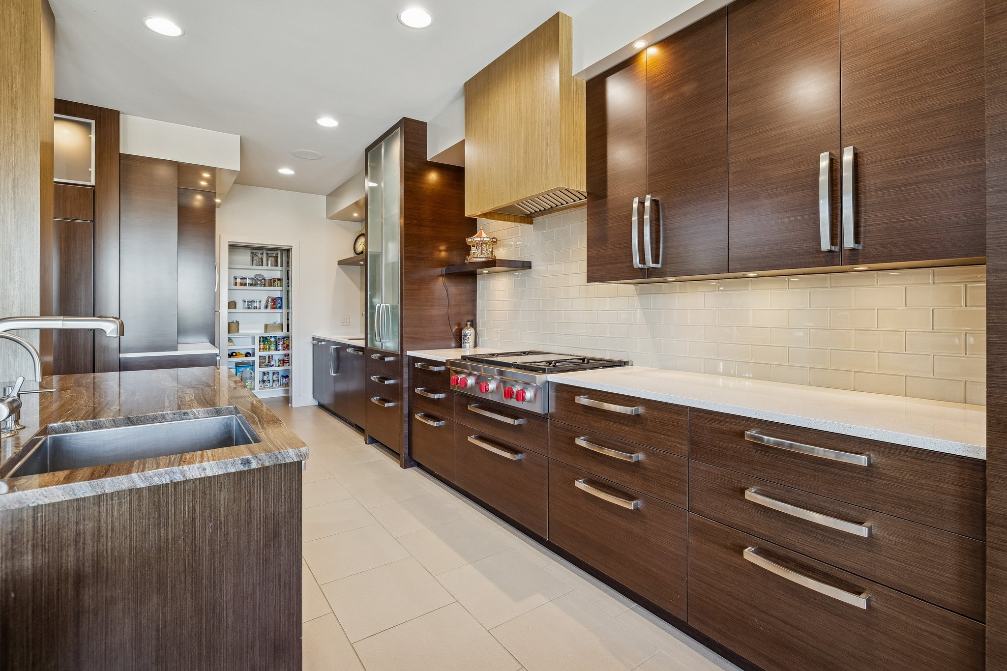 7932 - 19510 Camden Ave_013 (2).jpg