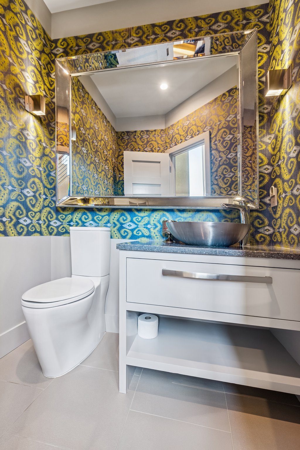 7932 - 19510 Camden Ave_040.jpg