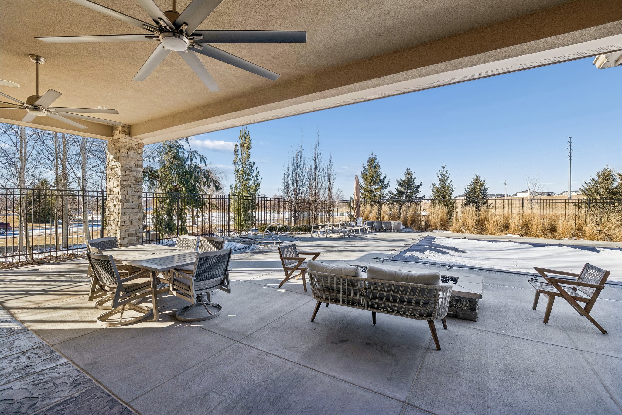 7932 - 19510 Camden Ave_047.jpg