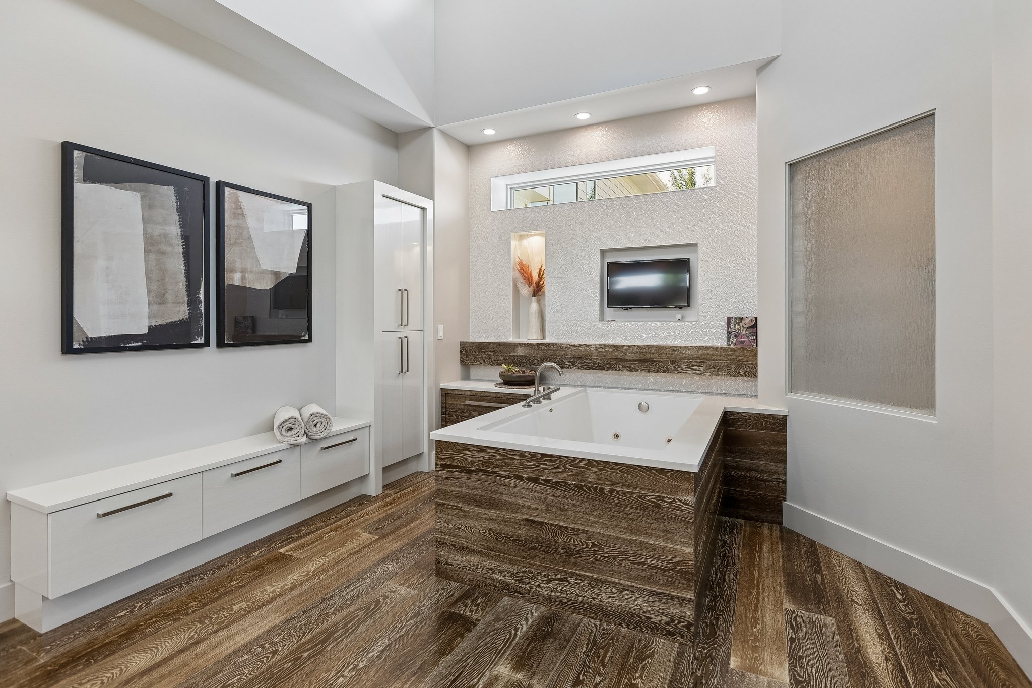 19510 Camden Ave_020.jpg