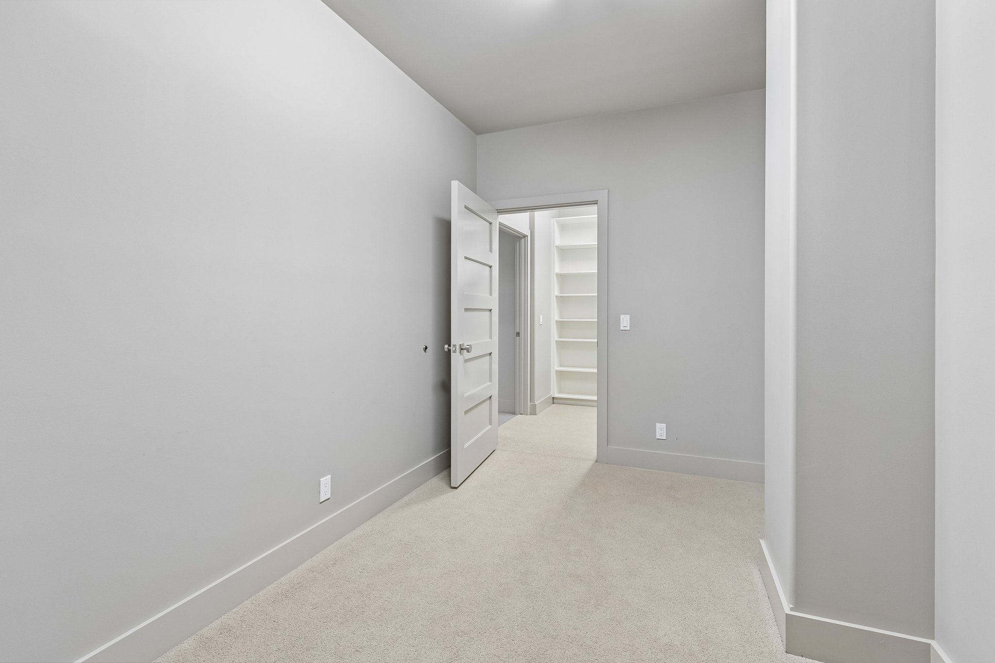 19510 Camden Ave_034.jpg