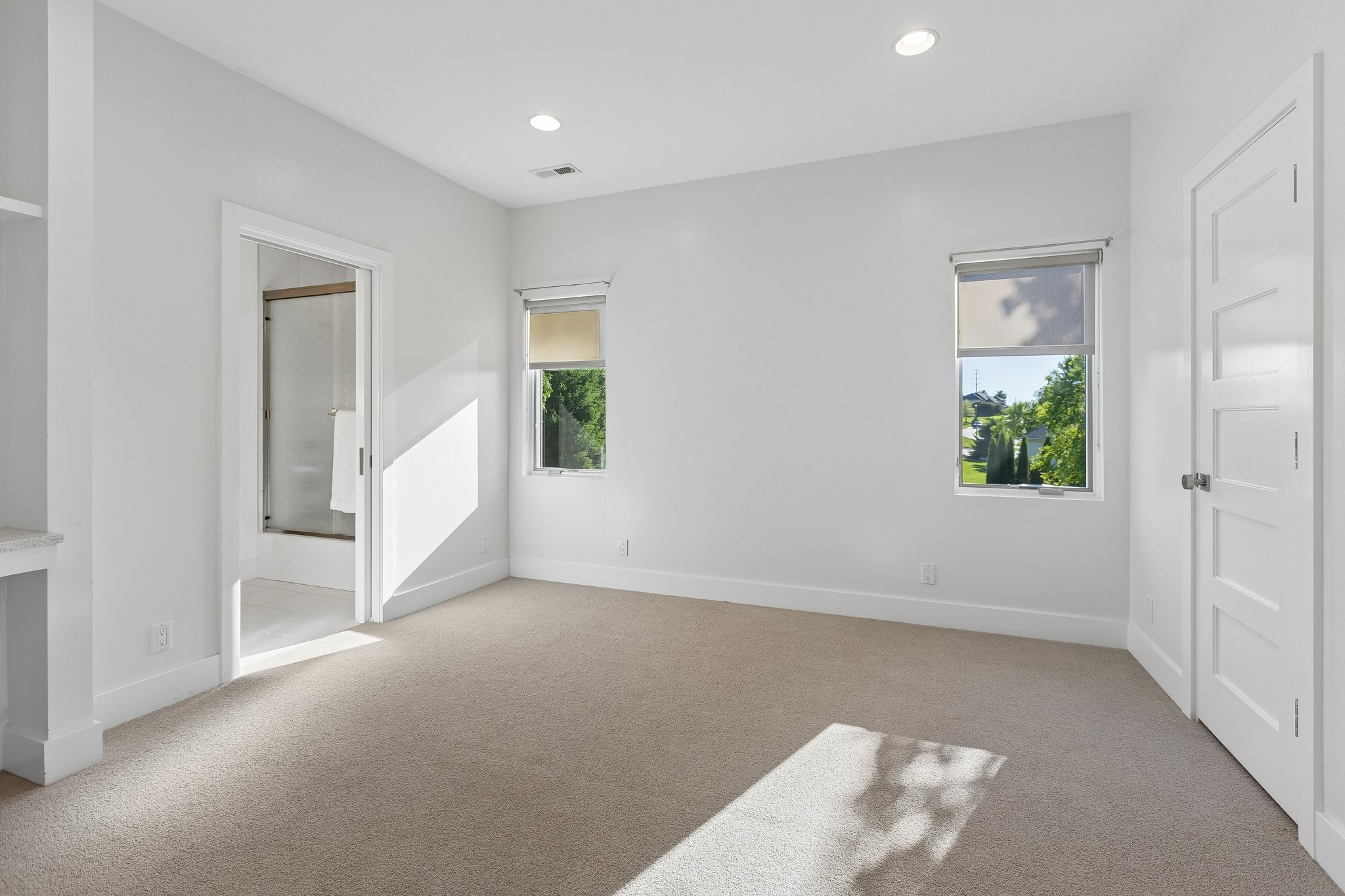 19510 Camden Ave_001 (2).jpg