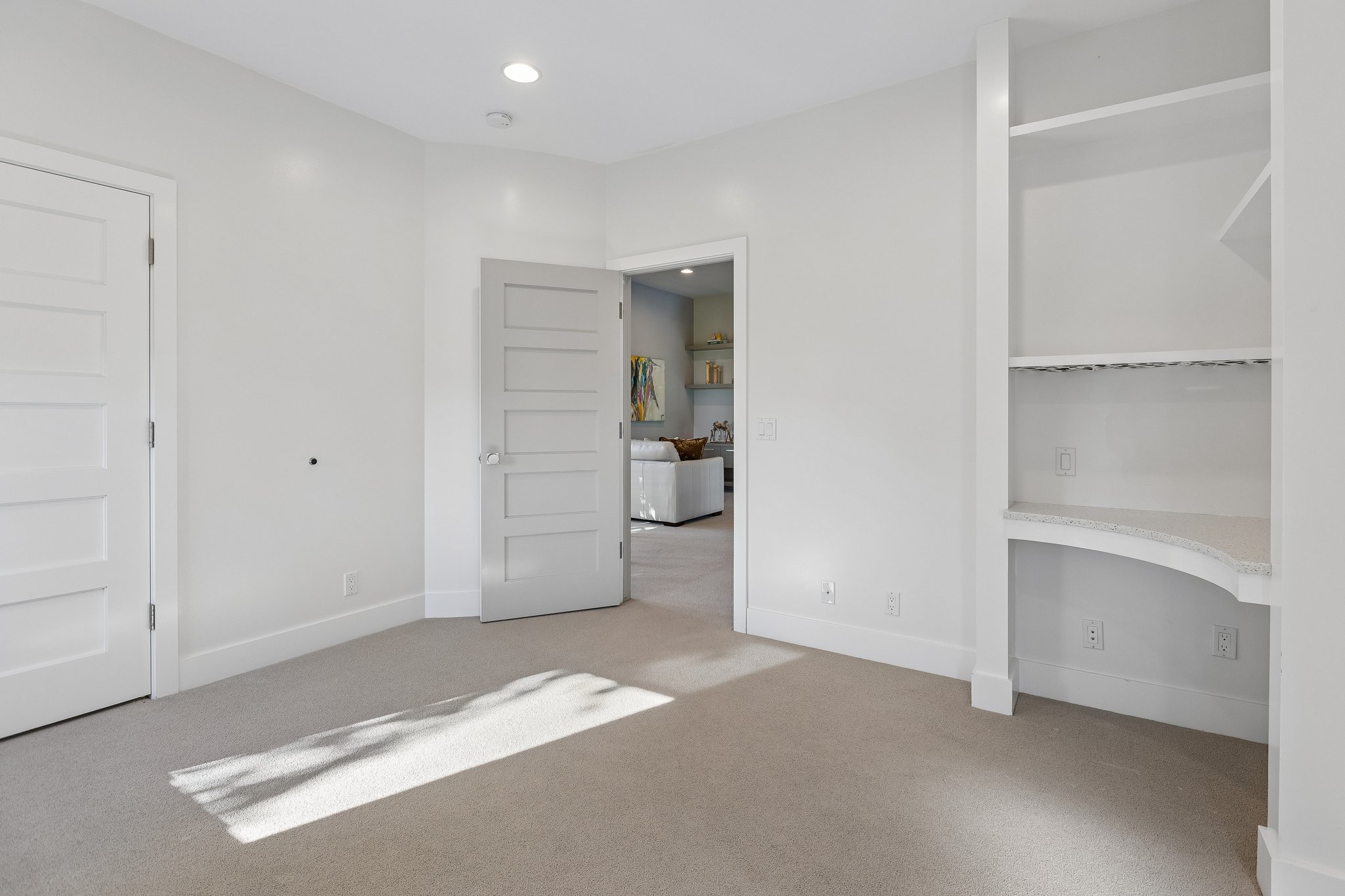 19510 Camden Ave_003 (2).jpg