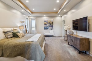 7932 - 19510 Camden Ave_017 (2).jpg