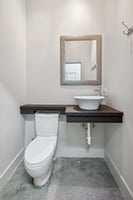 7932 - 19510 Camden Ave_020.jpg