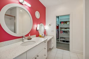 7932 - 19510 Camden Ave_024.jpg