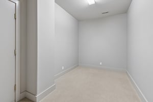 19510 Camden Ave_033.jpg