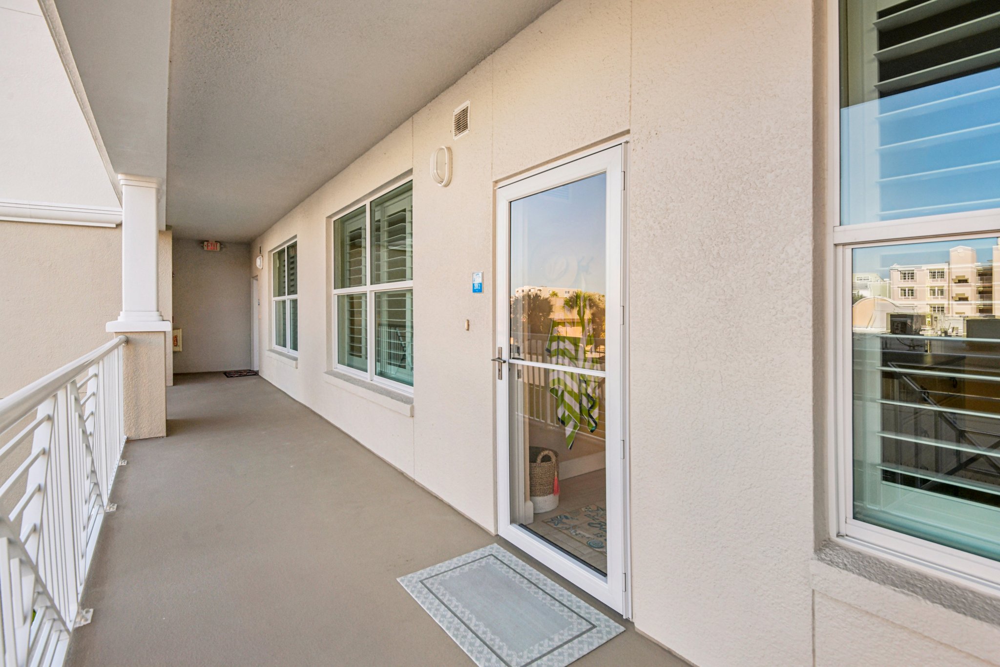 Gulf Blvd unit 202-S1902-006.jpg