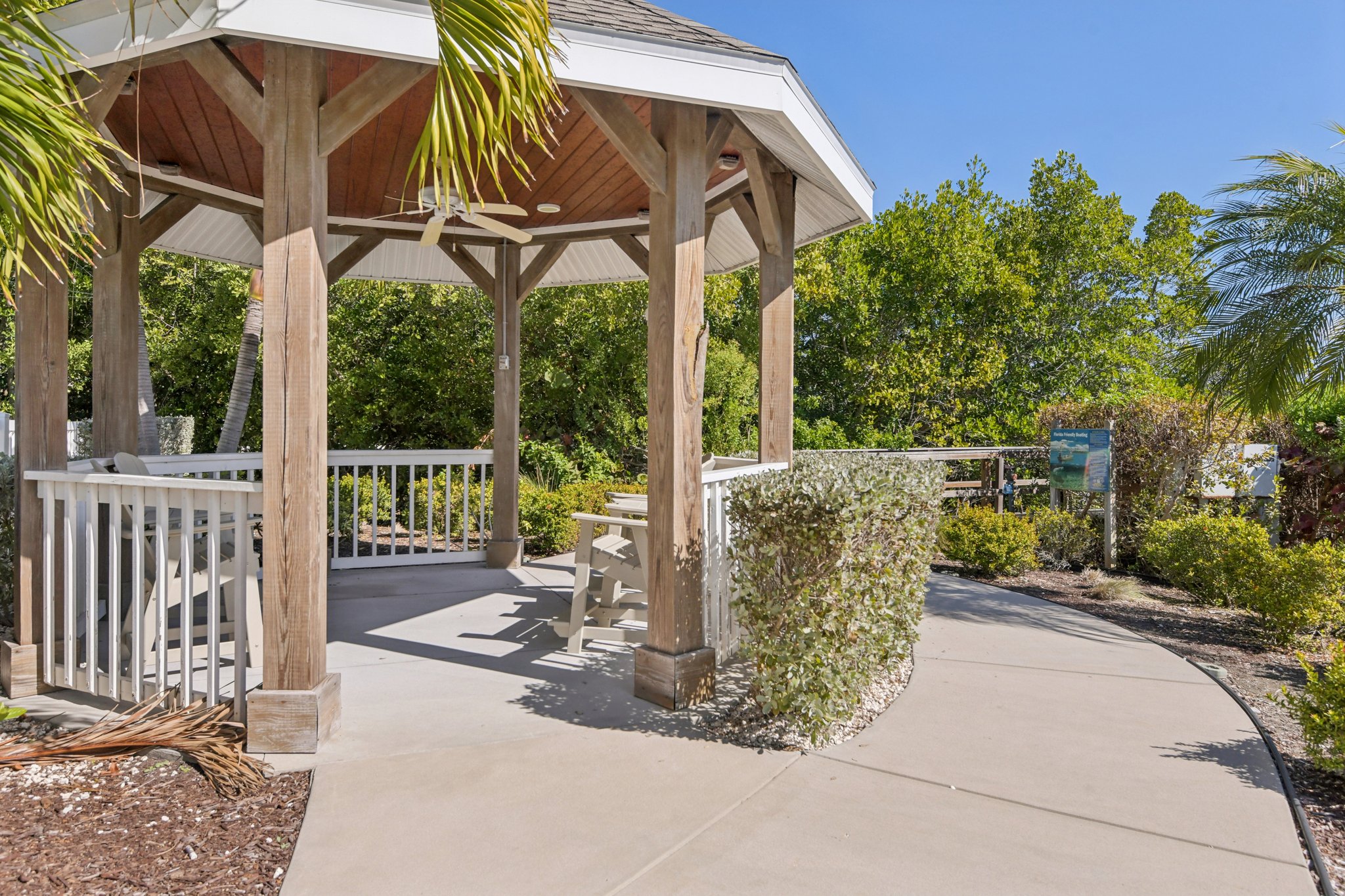 Gulf Blvd unit 202-1902-902.jpg