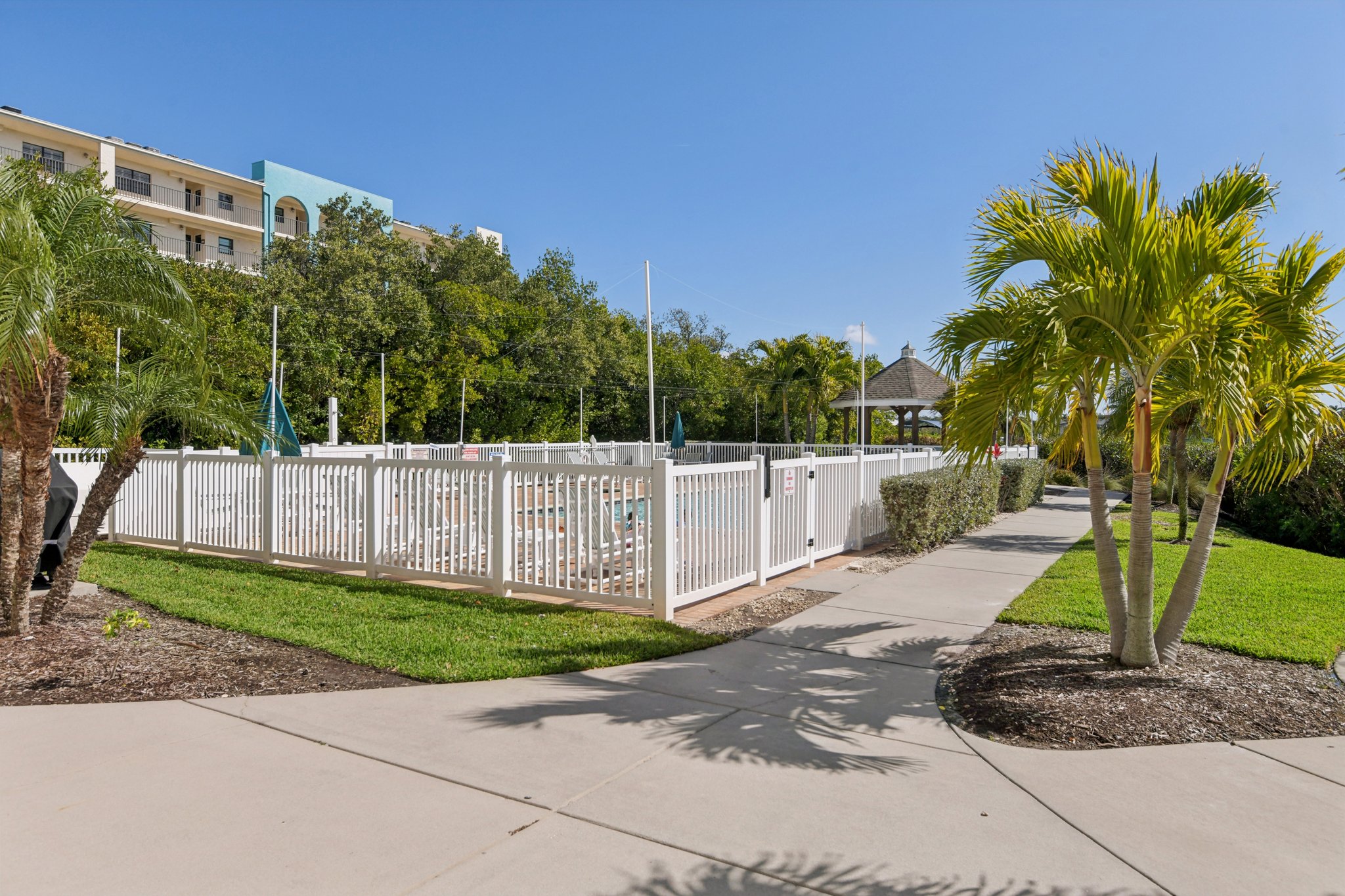 Gulf Blvd unit 202-1902-903.jpg