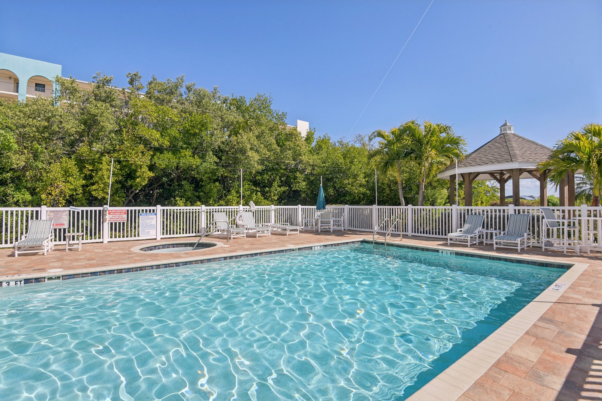 Gulf Blvd unit 202-1902-910.jpg