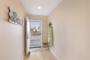 Gulf Blvd unit 202-S1902-008.jpg