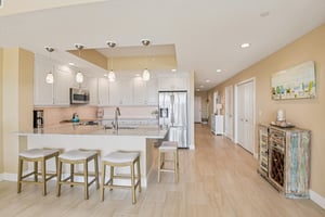 Gulf Blvd unit 202-S1902-018.jpg