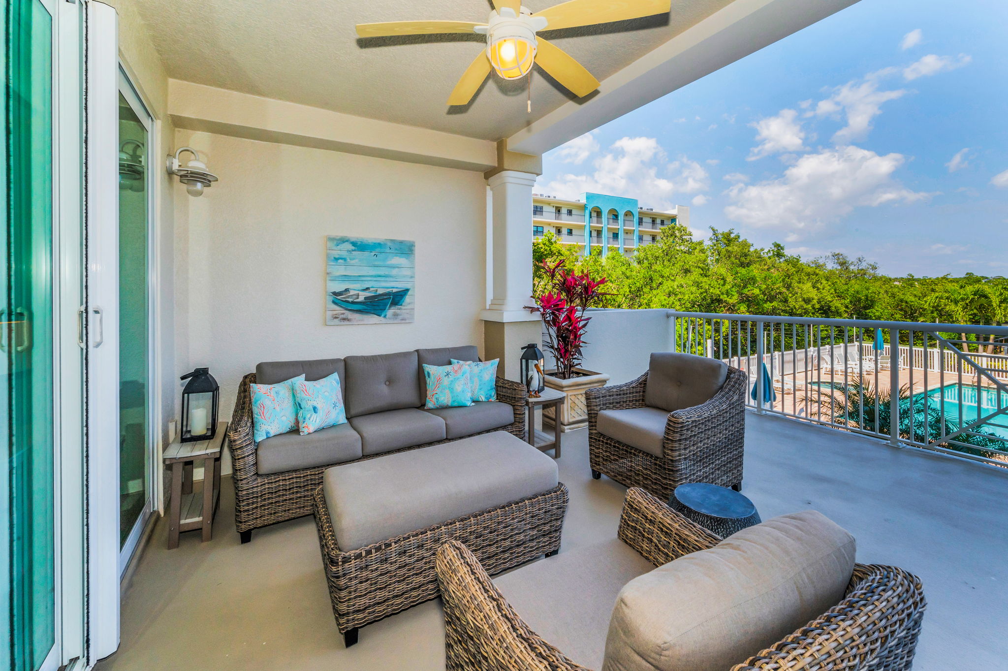 Balcony1
